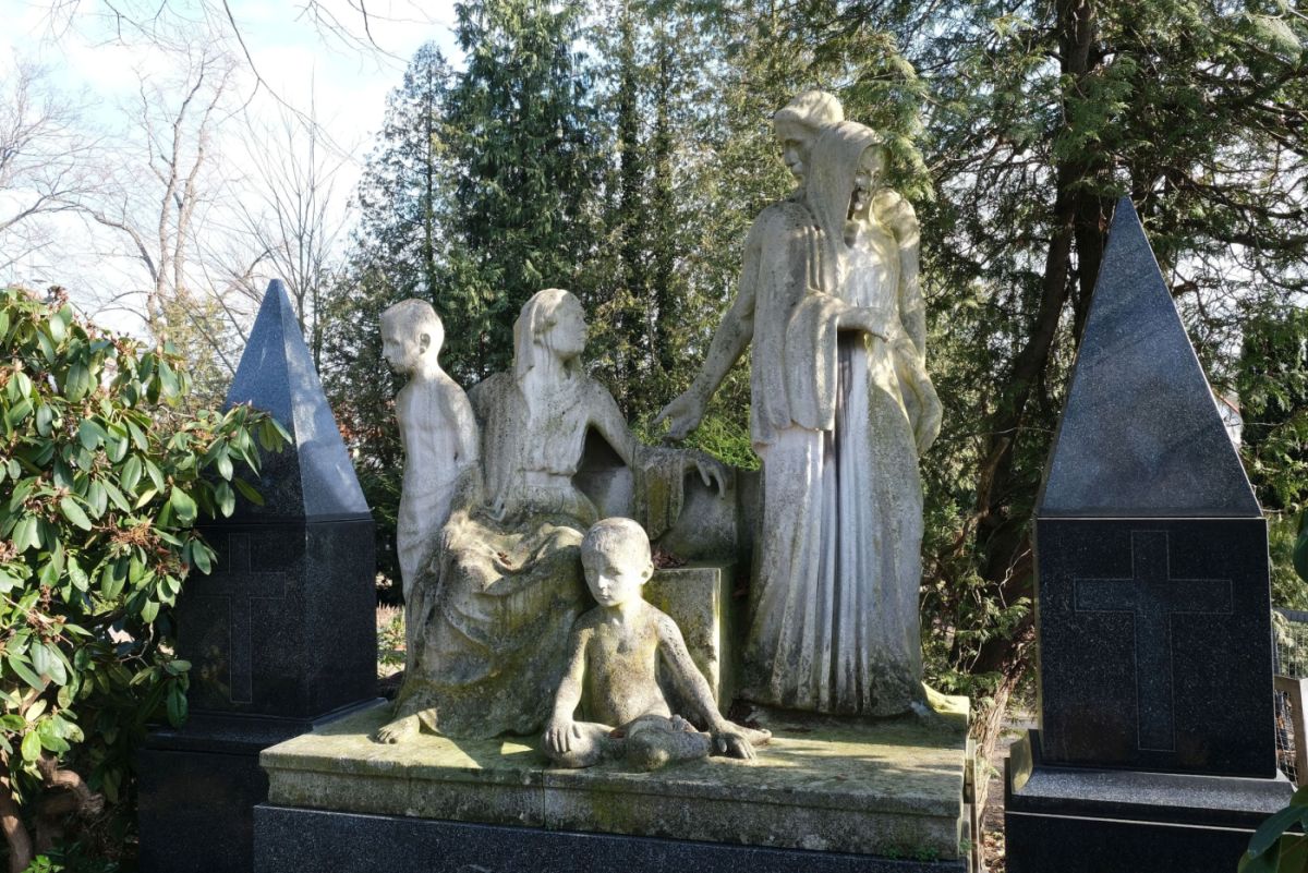 eorg Curt Bauch Familiengrab Weinboehla Foto Doreen Cramer 2024